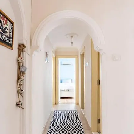 Myrixoss Apartment